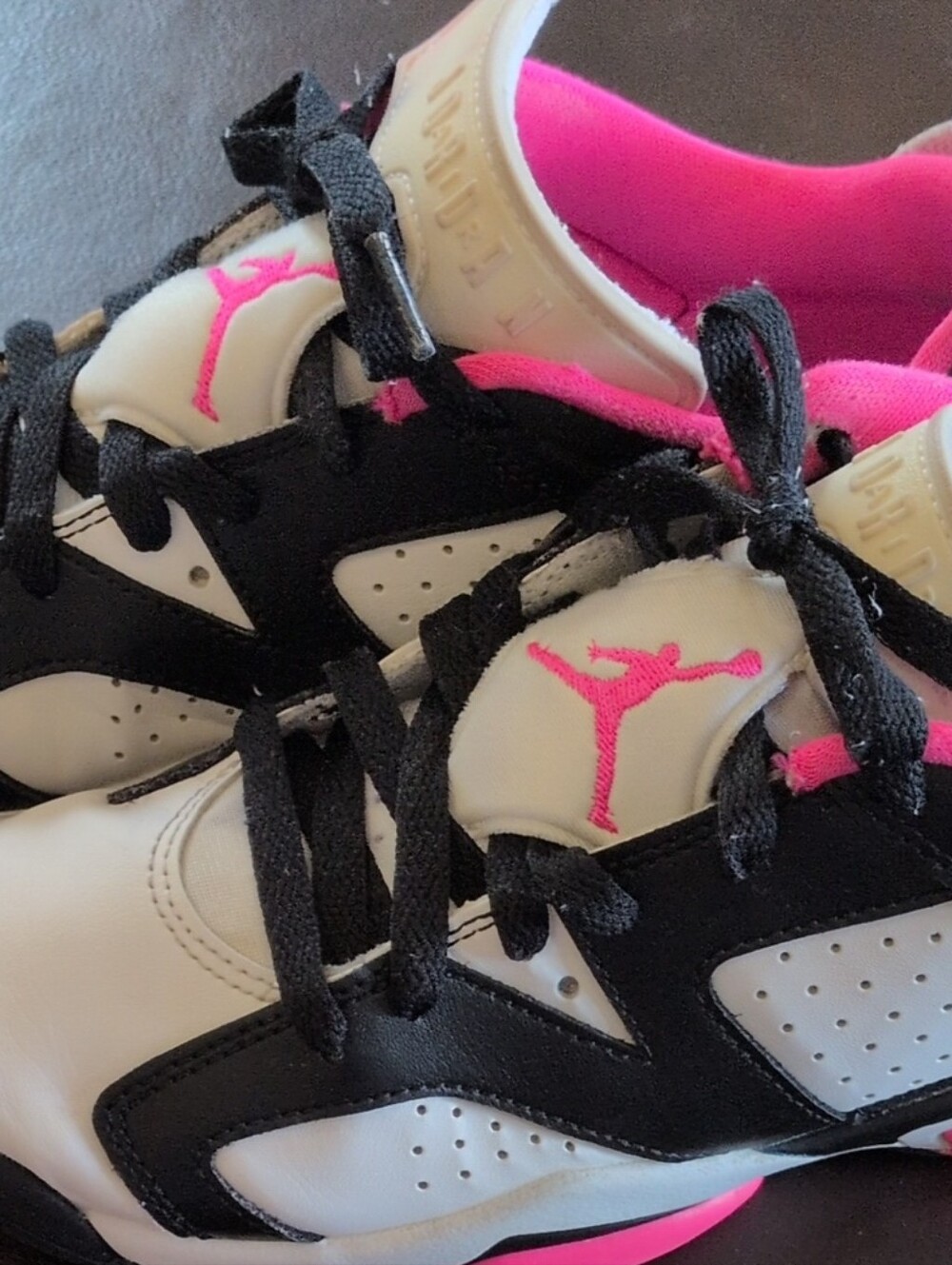 Nike AIR Jordan Kids Black, White & Pink Basketball Sneakers... Women's Size 6